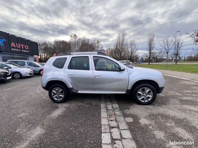 DACIA DUSTER 1.2i essence Turbo 125 cv 16v 111200 km Garantie 12 Mois (image 5)