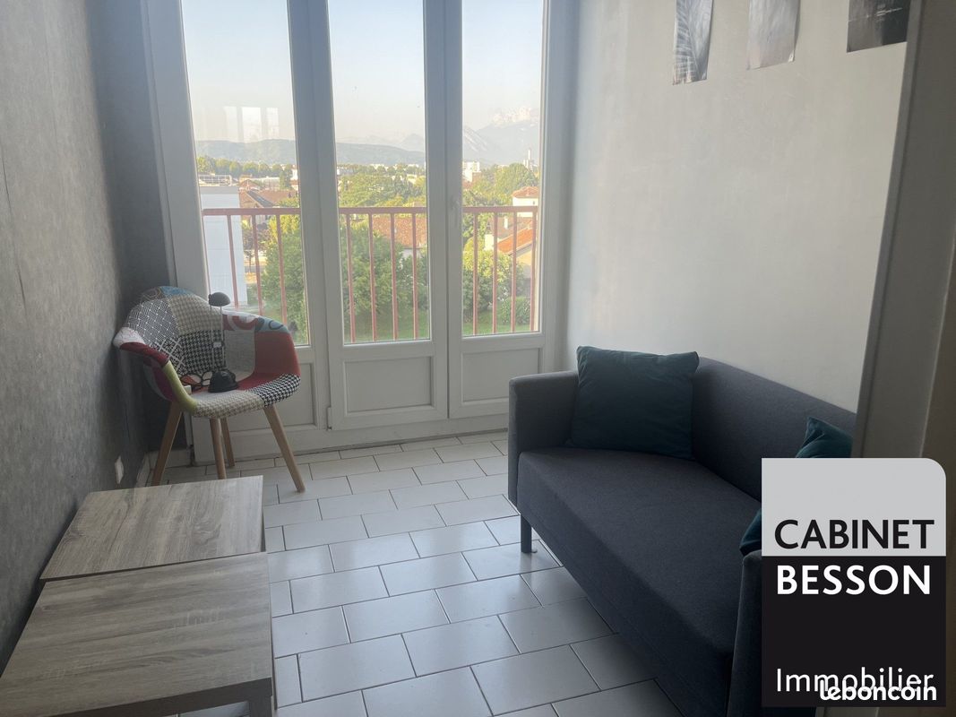 Appartement 1 pièce 10 m² · à Saint-Martin-d'Hères · 10 m² · 308 €/mois