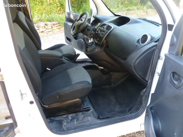 Renault kangoo dci 90ch maxi extra r link 12/2018 79800km 10333.33 ht (image 9)