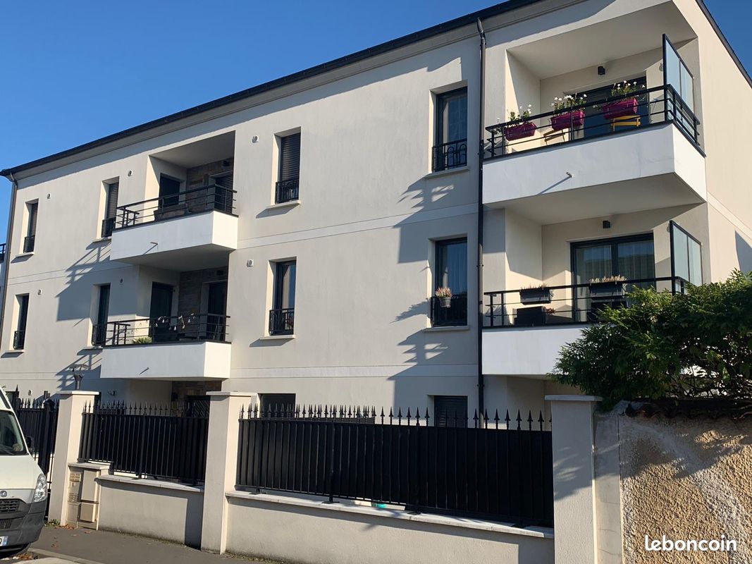 Appartement 1 pièce(s) 28 m²à louer Noisy-le-grand