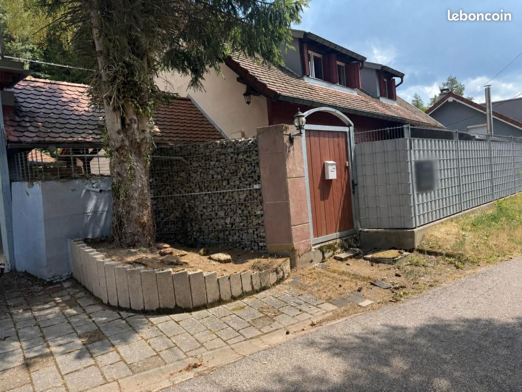 Maison 4 pièces 201 m² · à Provenchères-Et-Colroy · 201 m² · 246 000 €