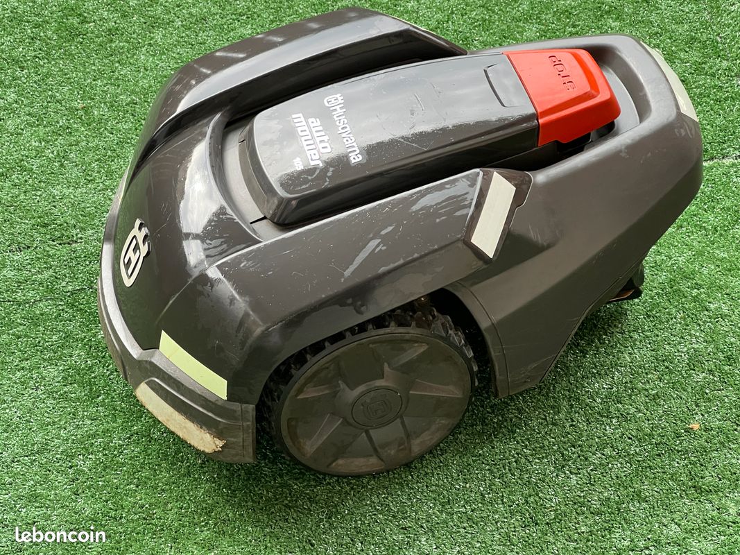 Robot tondeuse Husqvarna Automower 105 – Fonctionnel – Compact et fiable (image 3)