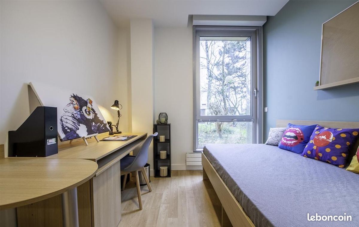 Appartement 1 pièce 16 m² · à Pontoise · 16 m² · 830 €/mois