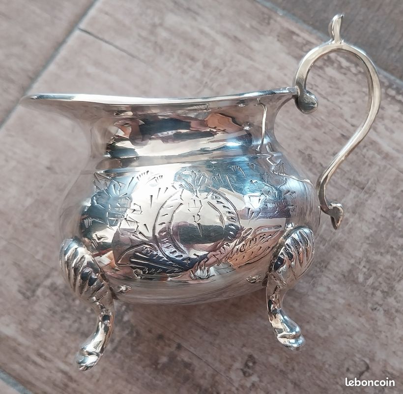 Pot à lait et sucrier Allium de Bloomingville