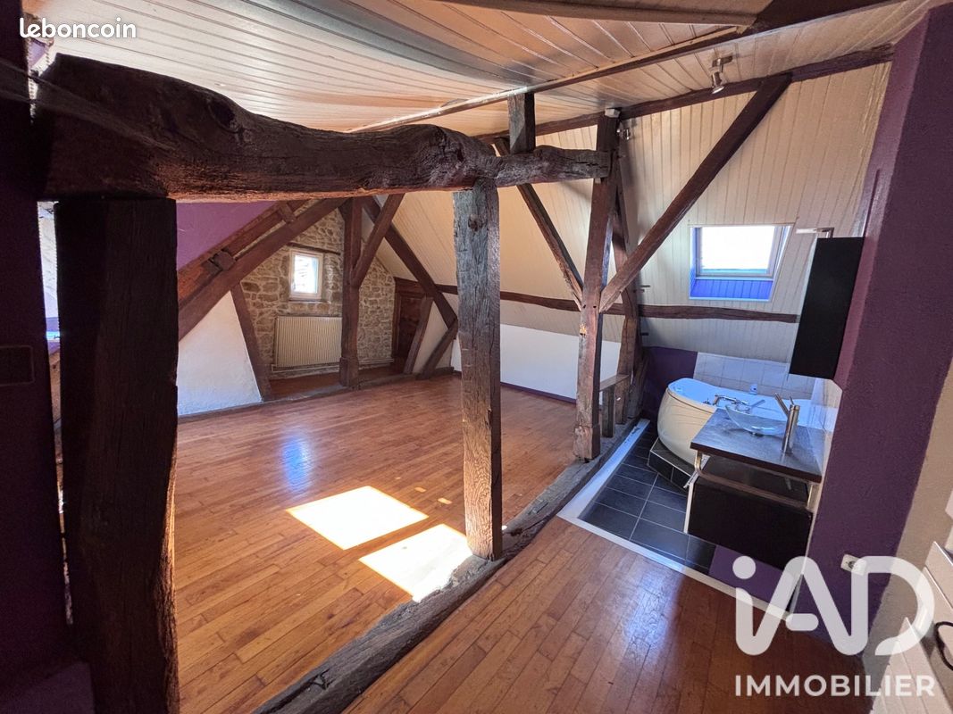 Maison 5 pièces 154 m² · à Toulon-sur-Arroux · 154 m² · 95 000 €
