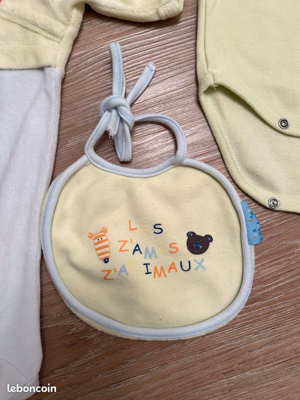 Lot Pyjama Naissance les z'amis z'animaux taille 50 cm parfait état (image 3)
