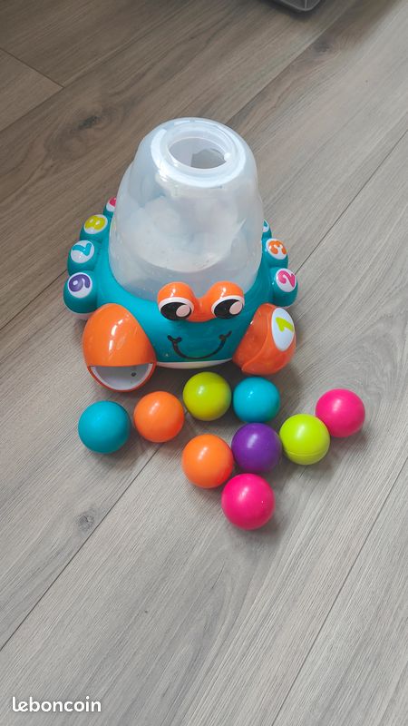 EnfantsJeux et jouetsActivités et jouets pour bébéPush & pull toysAuby Push & pull toys Auby jouet de bébé crabe fou lanceur de balles (image 2)