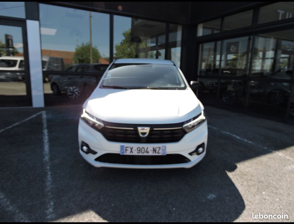 Dacia Sandero ESSENTIEL 1.0 ECO-G 100CH BVM6 (image 3)