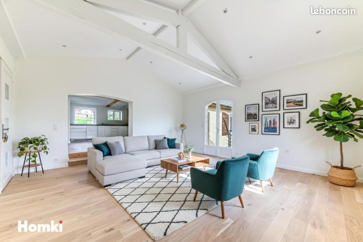 Ventes immobilières - Maison 6 pièces 165 m²
