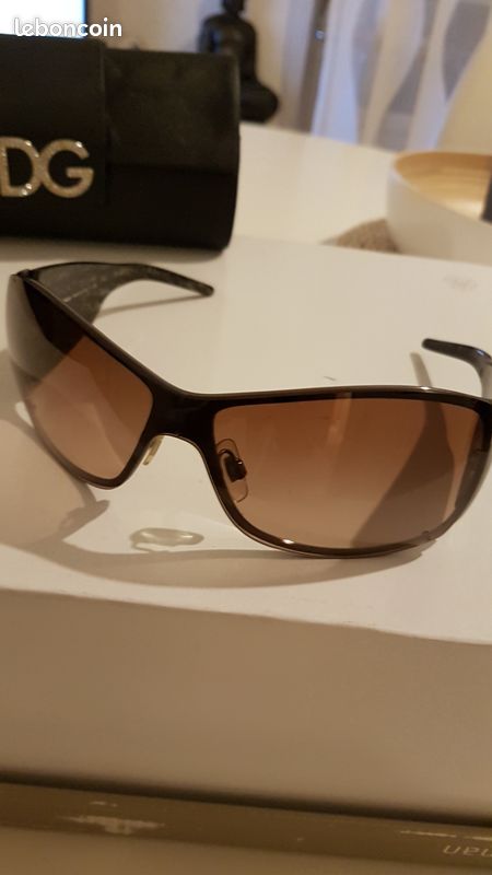 Lunettes de soleil (image 1)