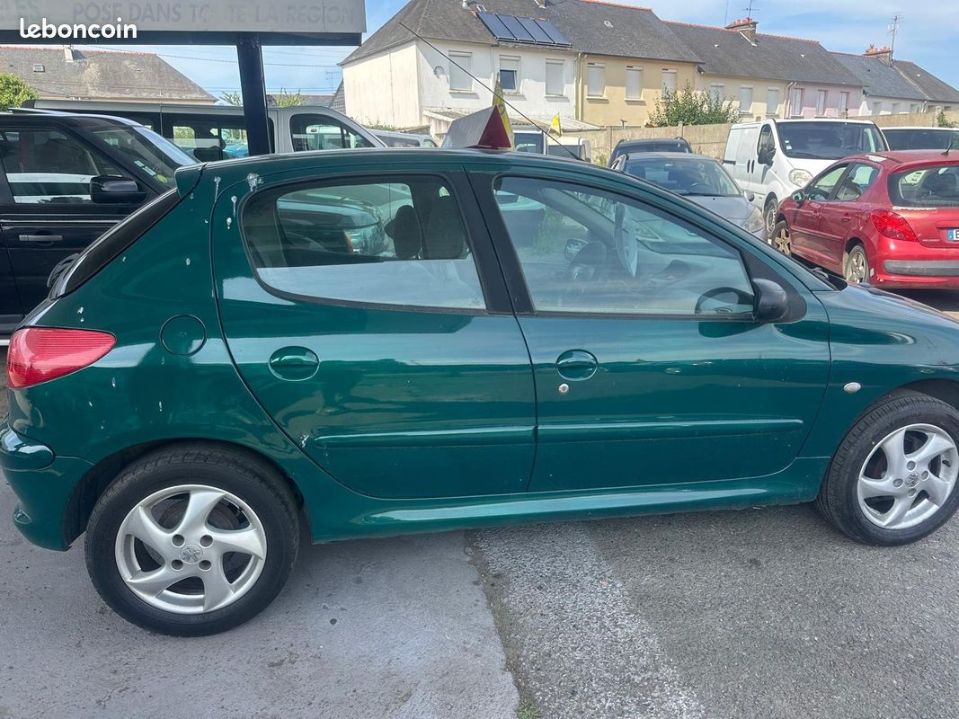 Peugeot 206 Peugeot 206 XRPRE/XT 1.9 diesel 70Ch (image 4)