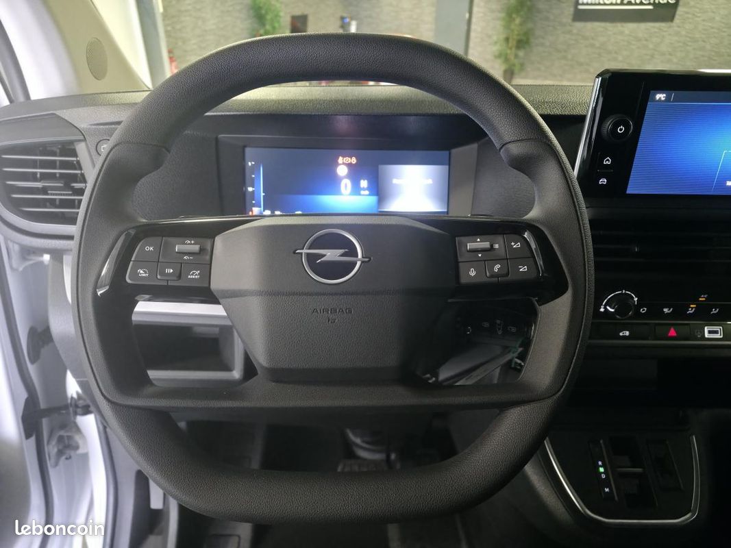 OPEL VIVARO M 2.0 BlueHDi - 180 - BV EAT8 (image 17)