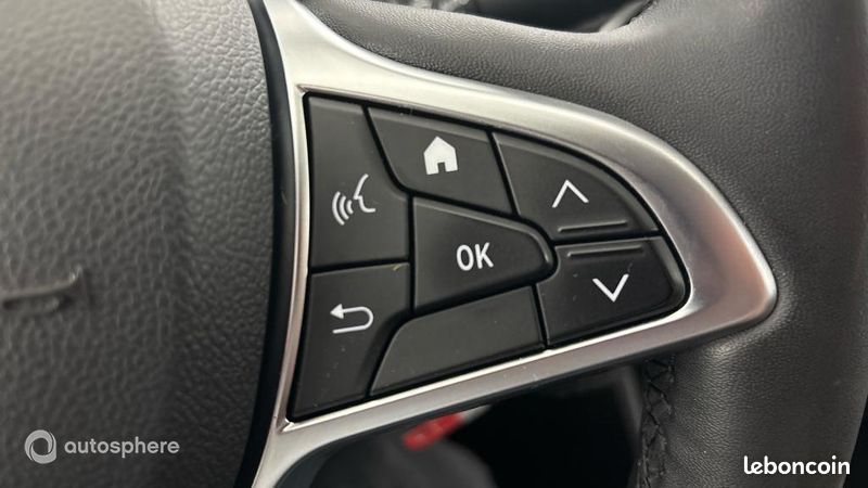 Dacia Sandero 1.0 TCe 90ch Stepway Confort -22 (image 21)