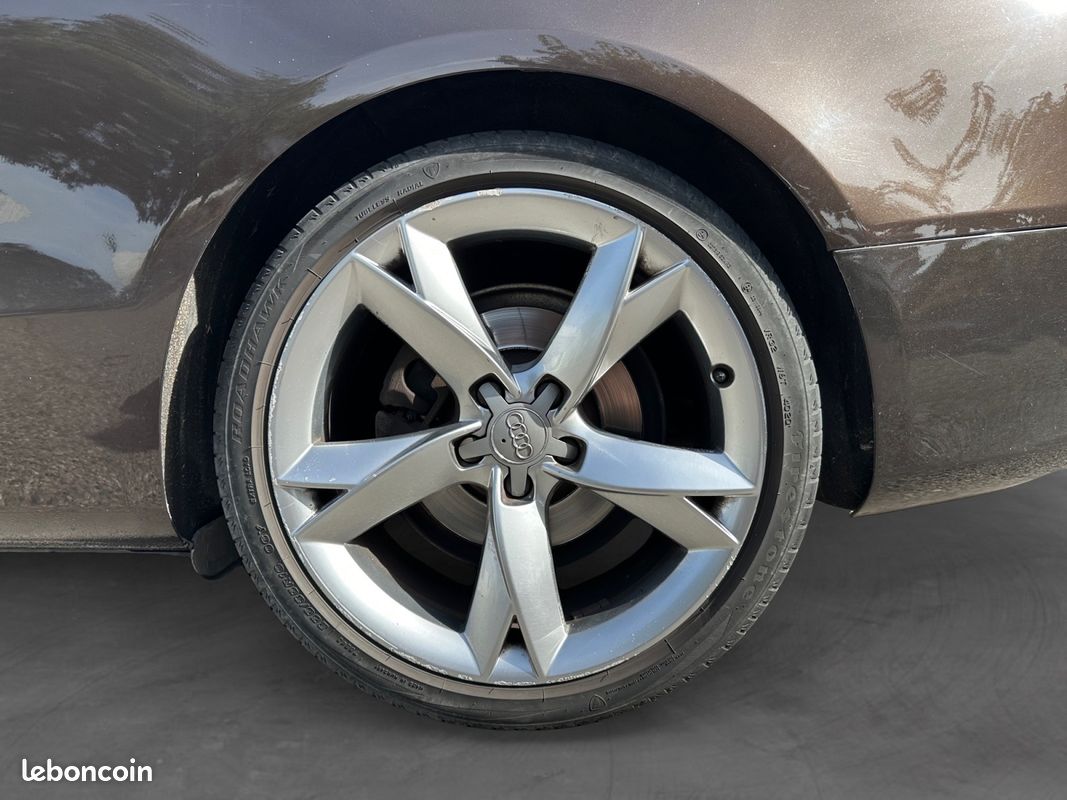 AUDI A5 DECAPOTABLE 2.0 TDI 177Ch - Radar Ar - Sièges Chauffants - Garantie 12 mois - (image 20)