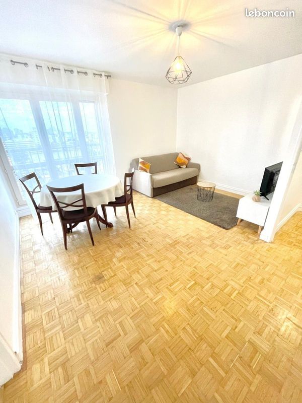 Appartement 2 pièces 44 m² · à Ivry-sur-Seine · 44 m² · 1 250 €/mois