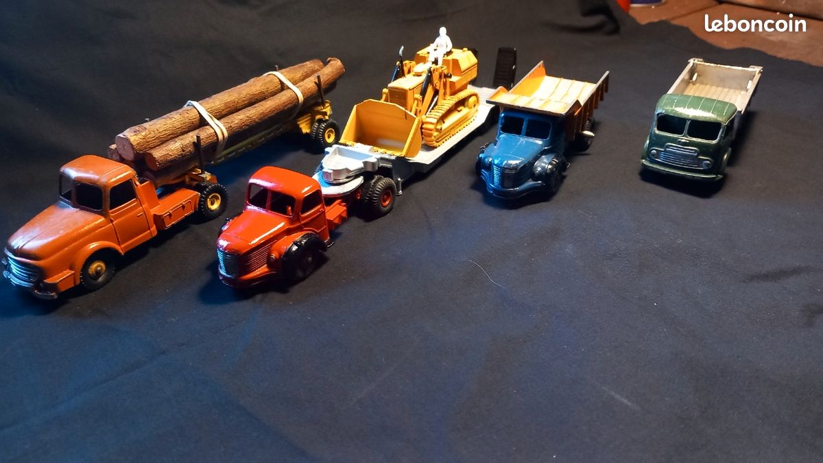 Dinky - Dinky Toys / Atlas - CAMION BERLIET GAK à benne basculante réf. 585 Neuf NBO 1/43