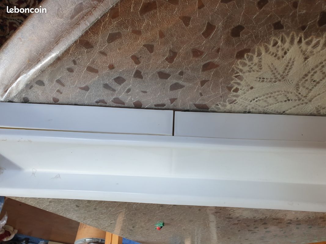 Etagere murale (image 1)