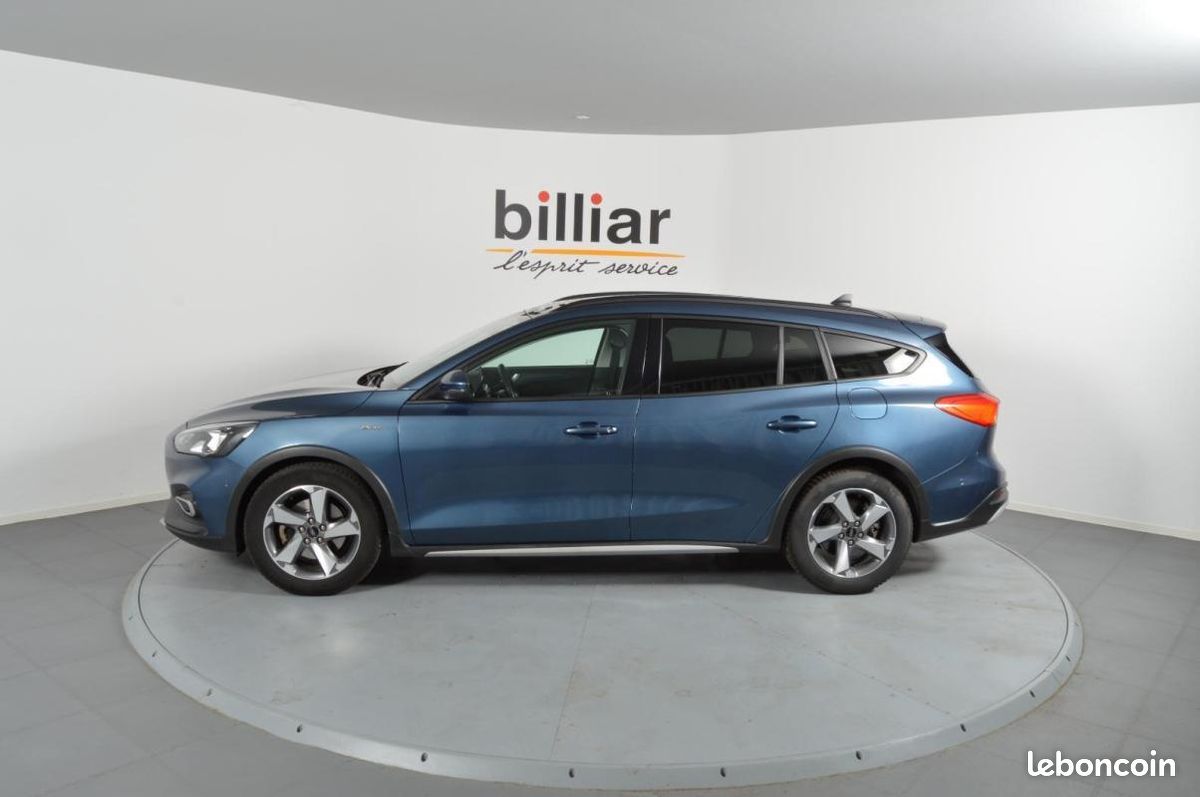 Ford Focus ACTIVE SW 1.0 ECOBOOST 125 S&S (image 9)