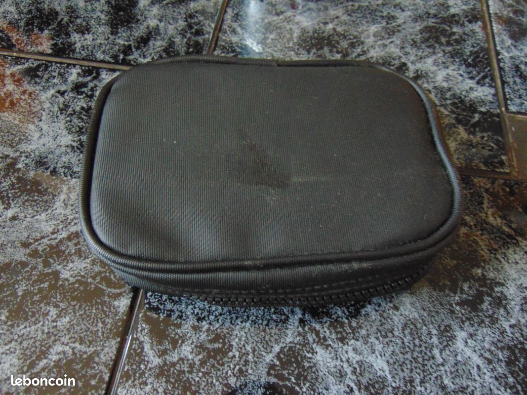 Trousse maquillage (image 1)