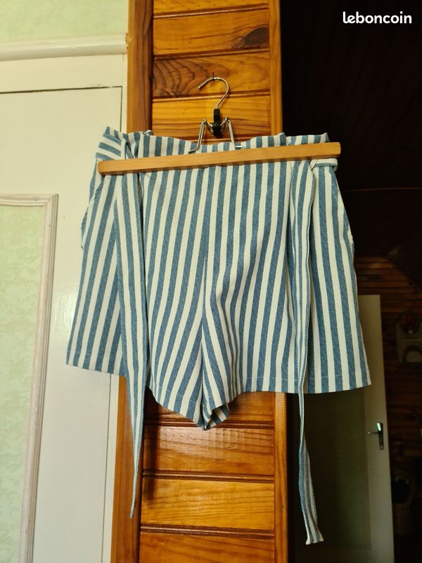 Lot de Shorts (image 8)