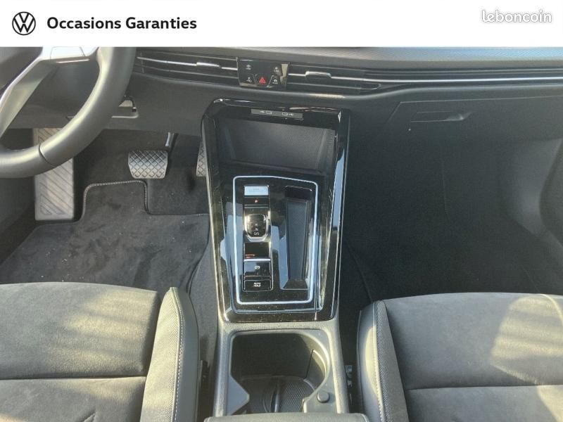 Volkswagen Golf 1.5 eHybrid 204ch Style DSG6 (image 14)