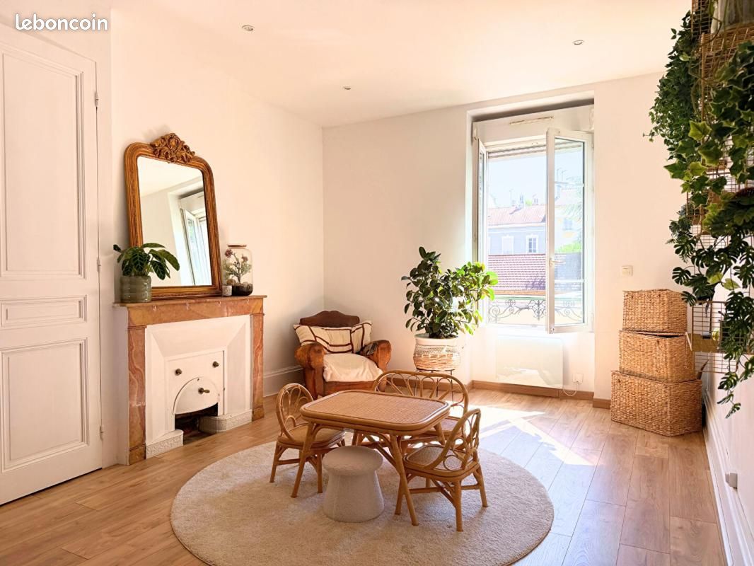 Appartement 4 pièces 103 m² · à Oullins-Pierre-Bénite · 103 m² · 395 000 €