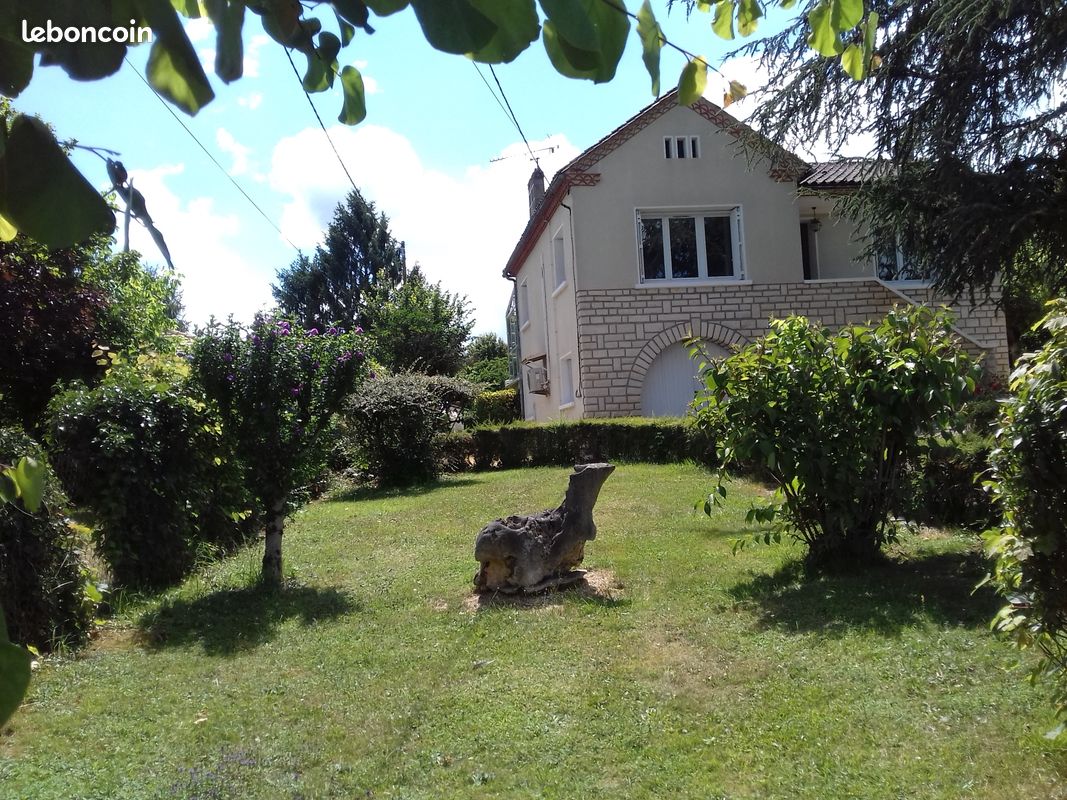 Maison 4 pièces 110 m² · à Fossemagne · 110 m² · 180 000 €