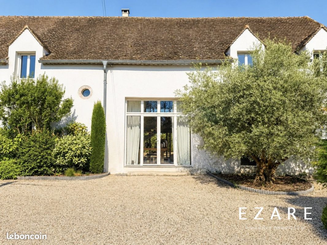 Maison 5 pièces 296 m² · à Gergy · 296 m² · 695 000 €
