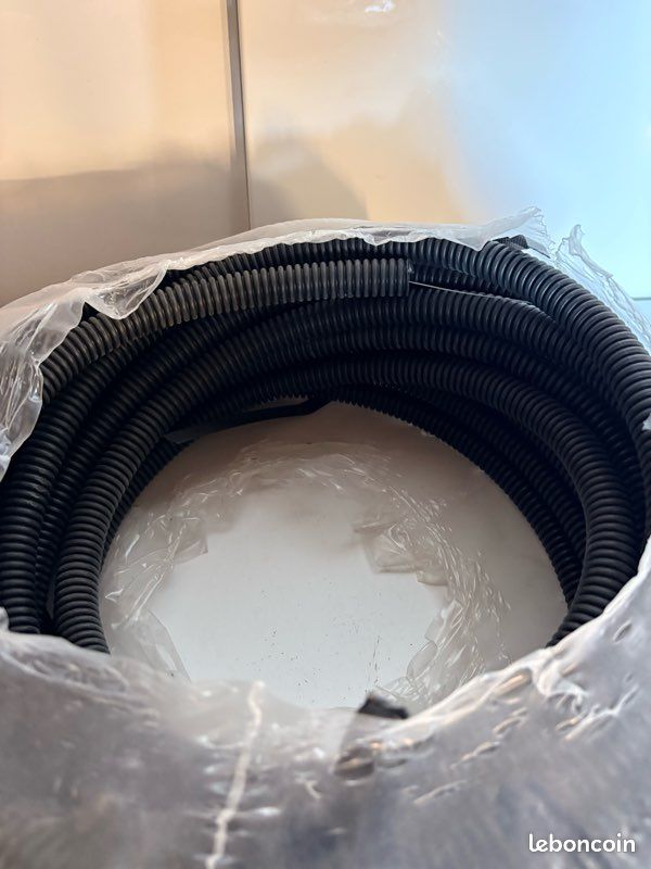 Gaine électrique (image 1)