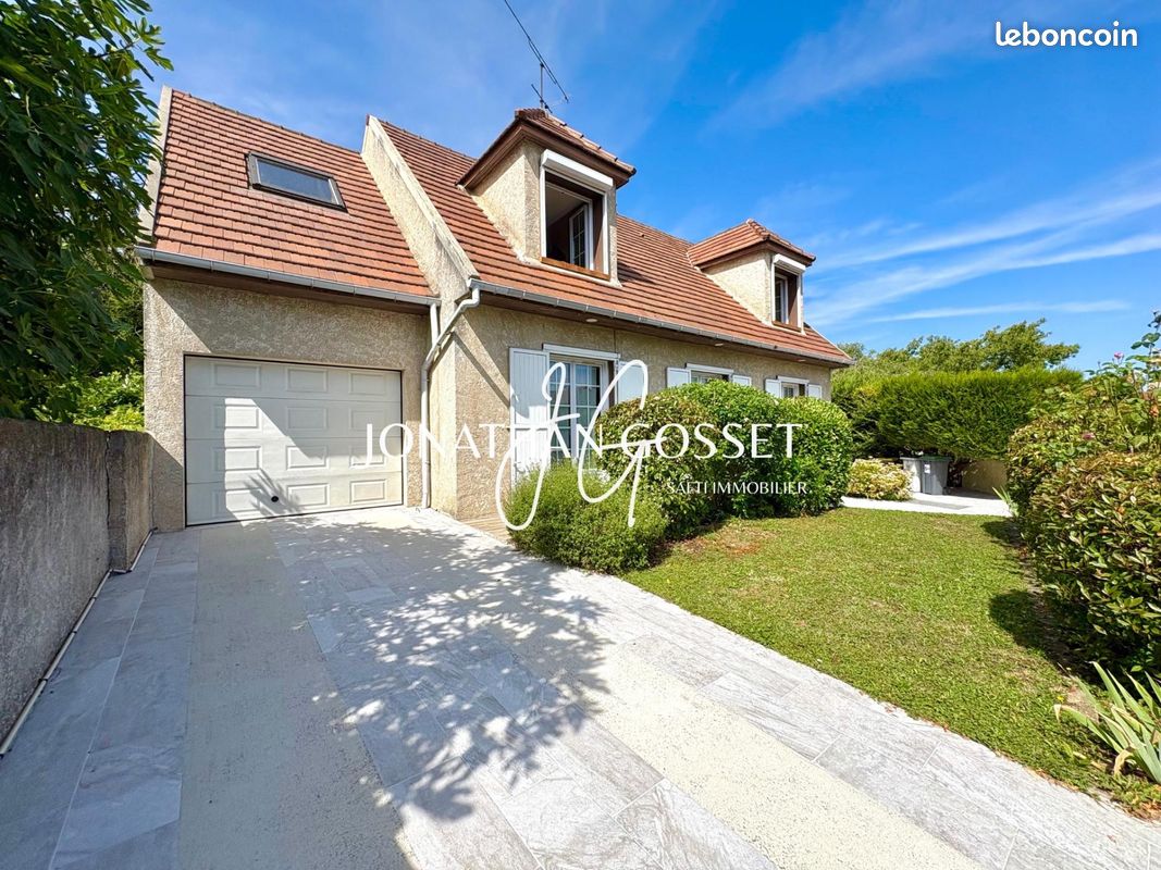 Maison 7 pièces 120 m² · à Vernouillet · 120 m² · 529 000 €