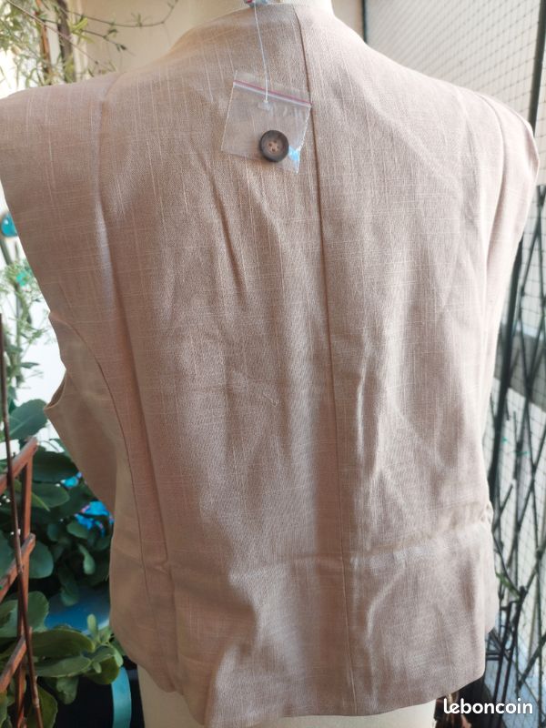 Gilet sans manche Blanche Porte (image 3)
