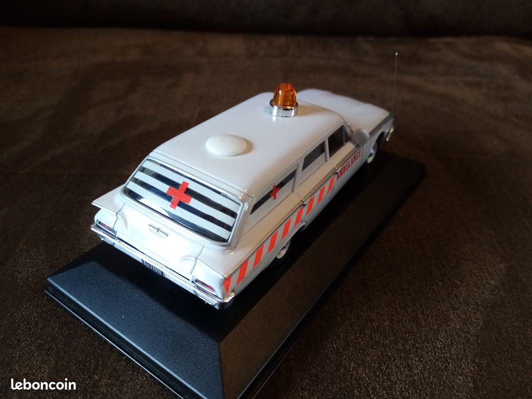 Miniature Brésil – Jeep Ford Ambulancia – Minibrindes – Quasi Neuf En Boîte