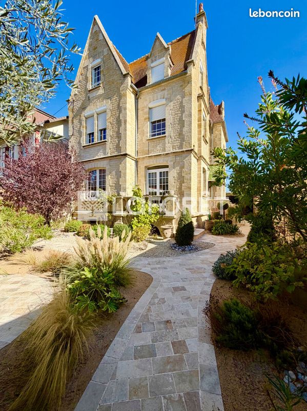 Maison 7 pièces 170 m² · à Ouistreham · 170 m² · 782 700 €