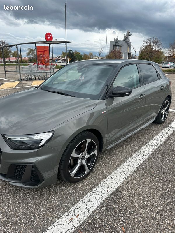 Audi A1 Sportback (image 2)