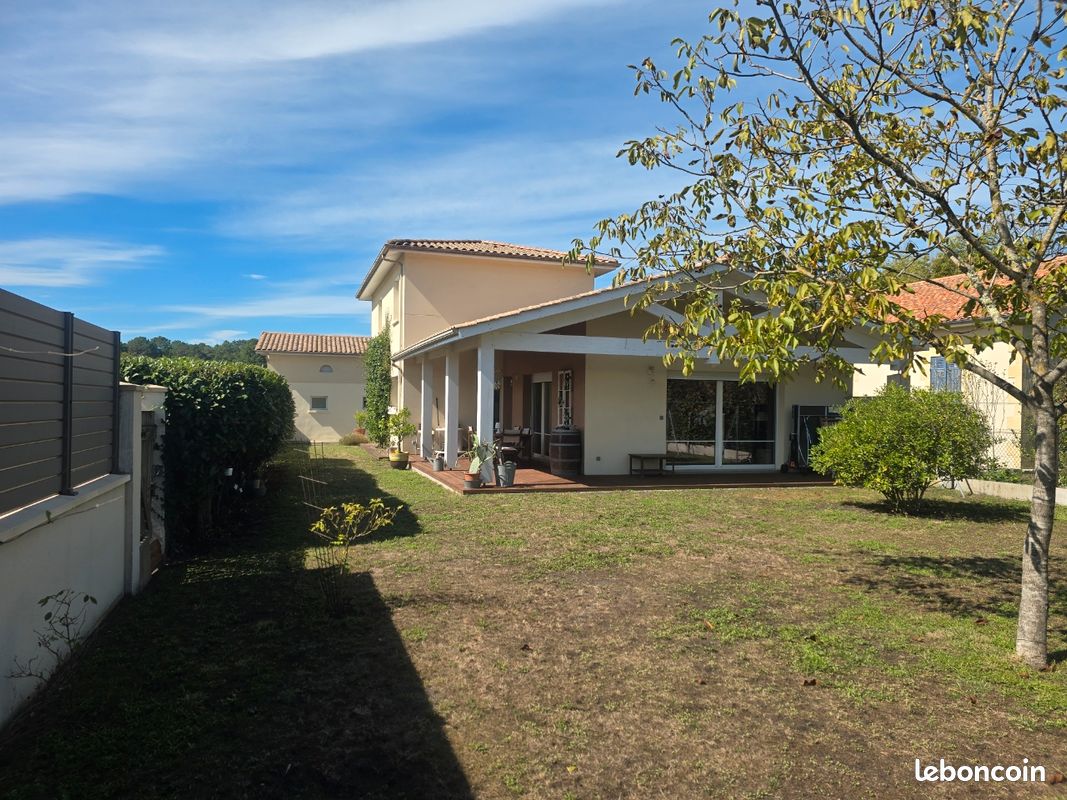 Maison 10 pièces 192 m² · à Cestas · 192 m² · 617 000 €
