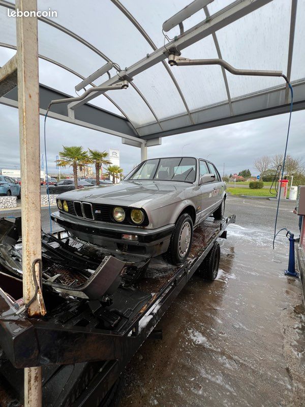 Bmw e30 324td phase 2 (image 1)