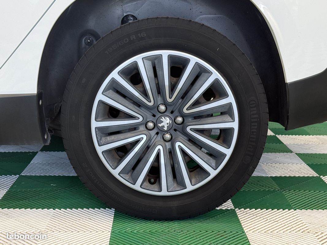 Peugeot 2008 1.6 E-HDI92 FAP ACTIVE (image 13)