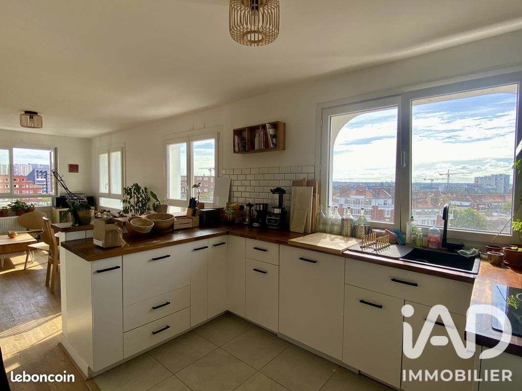 Appartement 4 pièces 82 m² · à Paris · 82 m² · 440 000 €