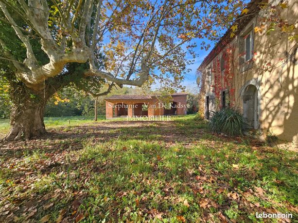 Propriété 5 pièces 188 m²