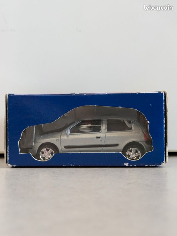 Norev 1/43 Renault Clio 2 Phase 2 : DDE Charente Maritime - Miniature En Boîte