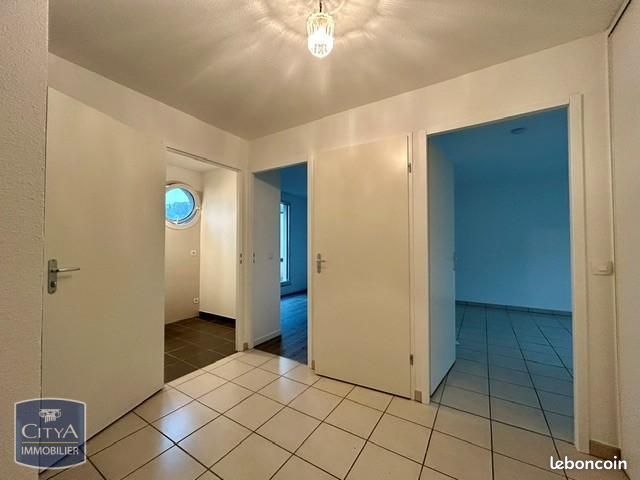 Appartement 3 pièces 57 m² · à La Tour-du-Pin · 57 m² · 818 €/mois