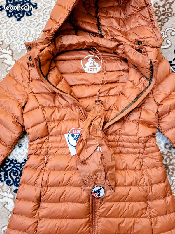 Doudoune Longue JOTT Vero Taille XS Coloris Camel Vêtements