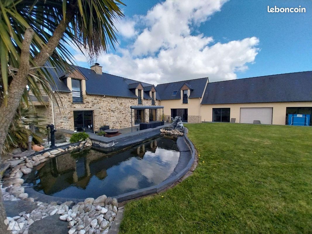 Maison 6 pièces 433 m² · à Val-d'Izé · 433 m² · 672 750 €