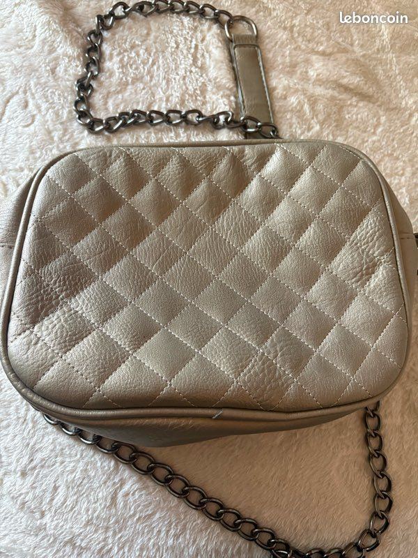 Sac bandoulière argenté matelassé (image 3)