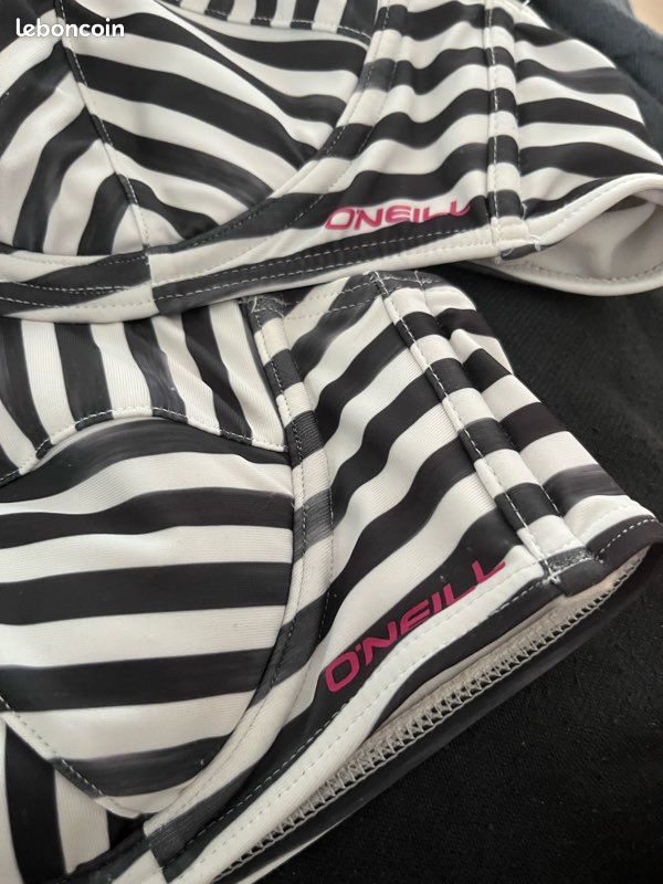 2 Hauts de maillot de bain O’Neill 42 B (image 7)