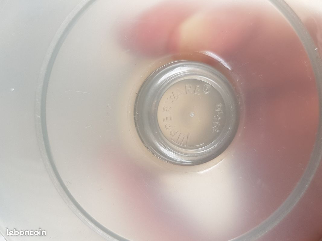 Tupperware coupe (image 2)