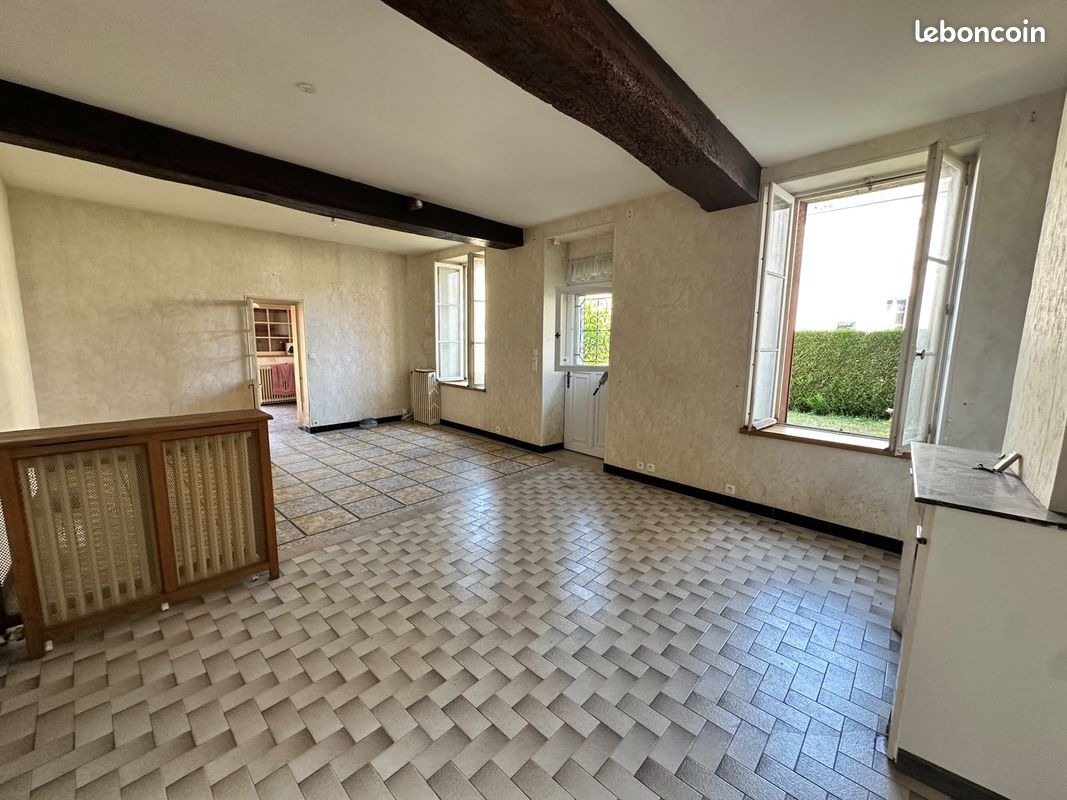 Appartement 4 pièces 80 m² · à Châteauneuf-sur-Loire · 80 m² · 99 000 €