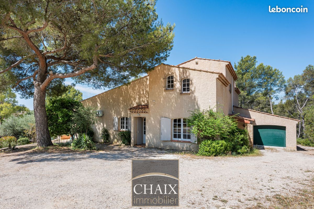 Maison 5 pièces 276 m² · à Ceyreste · 276 m² · 895 000 €