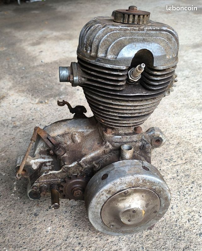 Moteur 125 AMC chartoire (image 2)