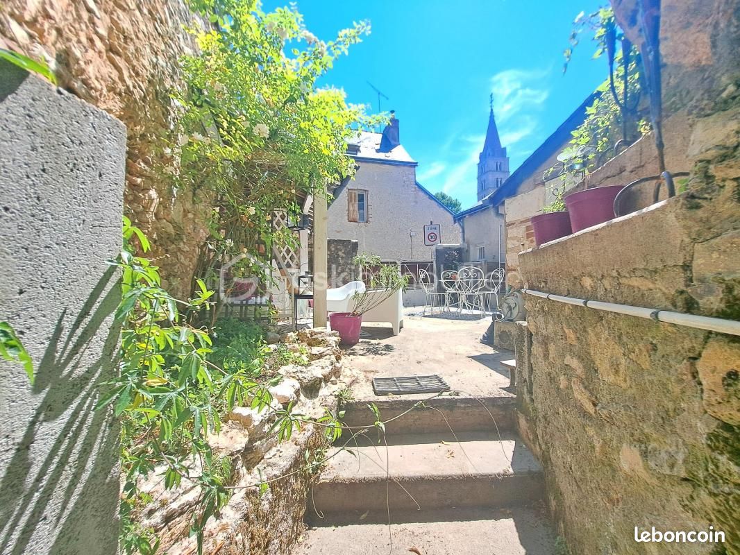 Maison 5 pièces 109 m² · à Truyes · 109 m² · 198 000 €